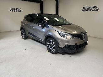 Schadeauto Renault Captur INTENS 2015/1