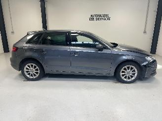 Audi A3 S-TRONIC picture 3