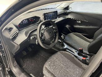 Peugeot 208 STYLE picture 12
