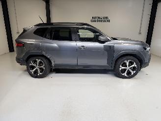 Vaurioauto  passenger cars Dacia Duster LPG + BENZINE 2025/4