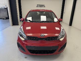Kia Rio  picture 8