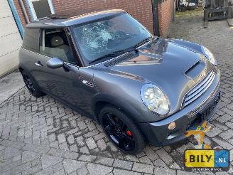 Mini Cooper R53 1.6 picture 2