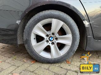 BMW 5-serie F11 1 520D N47  sophisto-grau Brillanteffekt metallic picture 10