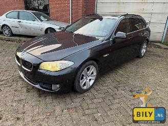 Purkuautot passenger cars BMW 5-serie F11 1 520D N47  sophisto-grau Brillanteffekt metallic 2012/1