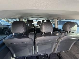 Mercedes V-klasse V-300 Avant-Garde extra lang / facelift picture 16