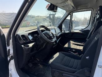 Iveco Daily 35S16 maxi picture 12