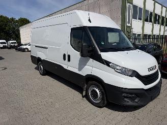 Iveco Daily  picture 3