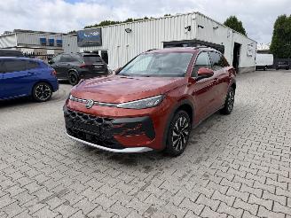 Avarii autoturisme Volkswagen T-Roc 1.5 eTSI nieuw model 2026/2