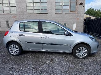 Auto incidentate Renault Clio RIP CURL 2007/7