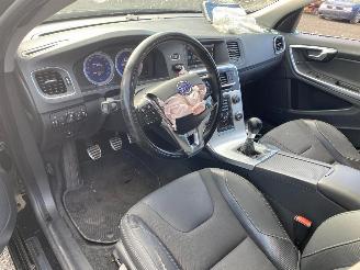 Volvo V-60 V 60 R-DESIGN picture 23
