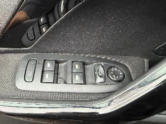 Peugeot 208 208 ALLURE picture 32