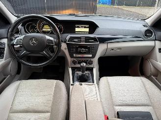 Mercedes C-klasse C180 picture 23