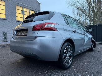 Peugeot 308 II ALLURE picture 17
