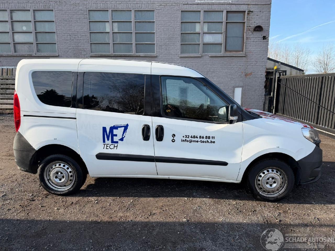 Fiat Doblo DOBLÃ’