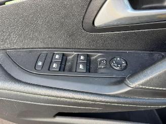 Peugeot 208 II GT LINE picture 31