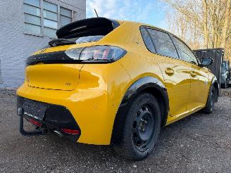 Peugeot 208 II GT LINE picture 14