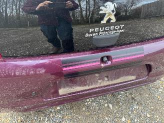 Peugeot 108 1.0 picture 14