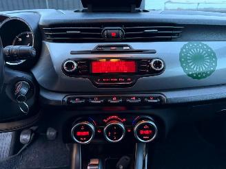 Alfa Romeo Giulietta 1.6 JTD picture 30