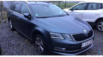 Unfallwagen Skoda Octavia STYLE 2019/2