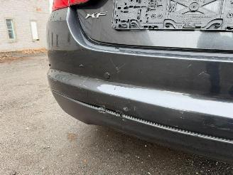 Jaguar XF 2.2 D picture 16