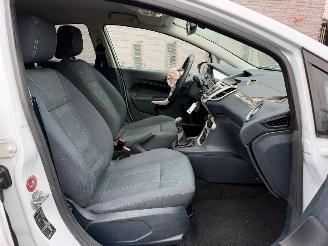 Ford Fiesta TITANIUM picture 21