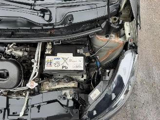 Peugeot 108 STYLE picture 7