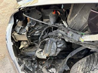 Peugeot 308 1.6HDI picture 9