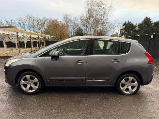 Peugeot 3008 PREMIUM picture 10