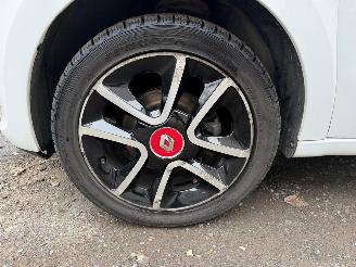 Renault Twingo III INTENS picture 19