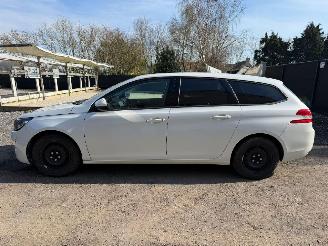 Peugeot 308 II SW STYLE picture 12