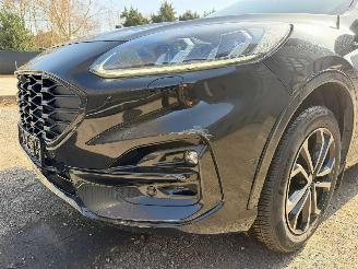 Ford Kuga ST-LINE X picture 7