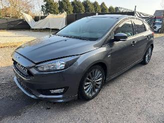 Ford Focus ST-LINE picture 10