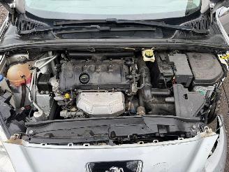 Peugeot 308 1.4 I picture 5