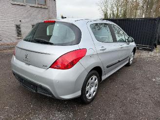Peugeot 308 1.4 I picture 18