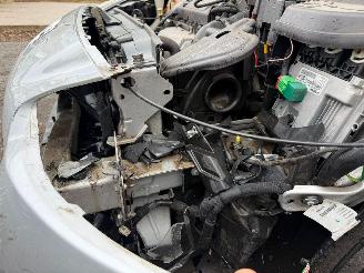 Peugeot 308 1.4 I picture 9