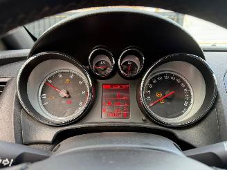 Opel Astra GTC OPC picture 25