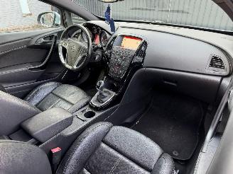 Opel Astra GTC OPC picture 20