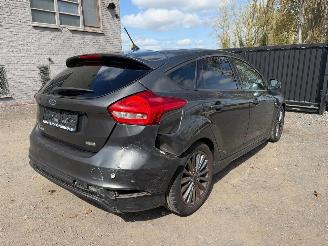 Ford Focus ST-LINE picture 16