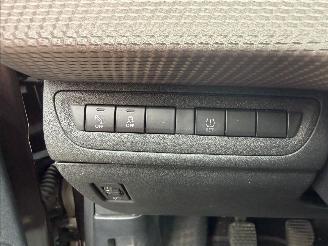 Peugeot 2008 ACTIVE picture 32