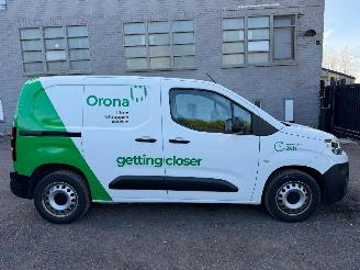 danneggiata veicoli commerciali Citroën Berlingo 1.5 HDI 2020/8