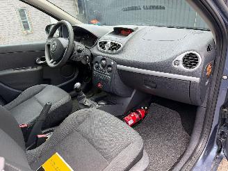 Renault Clio EXPRESSION picture 24