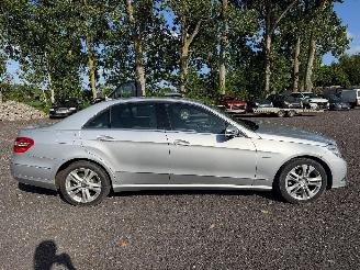 Coche accidentado Mercedes E-klasse 200 CDI BLUFFICI 2010/10