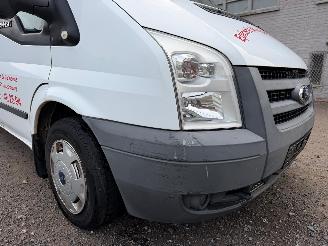 Ford Transit 2.2 TDCI picture 3