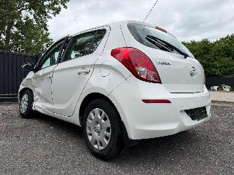 Hyundai I-20  picture 12