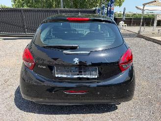 Peugeot 208 1.2 I picture 15
