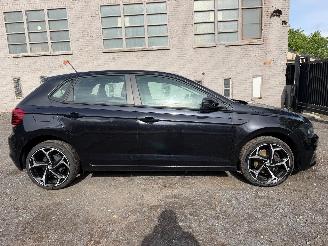 krockskadad bil auto Volkswagen Polo 1.6 TDI 2019/2