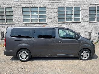 krockskadad bil auto Toyota ProAce 2.O 2022/8