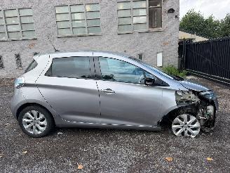 uszkodzony samochody osobowe Renault Zoé INTENS 2014/11
