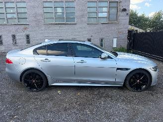 Schadeauto Jaguar XE R-SPORT 2018/4