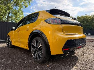 Peugeot 208 II GT LINE picture 14